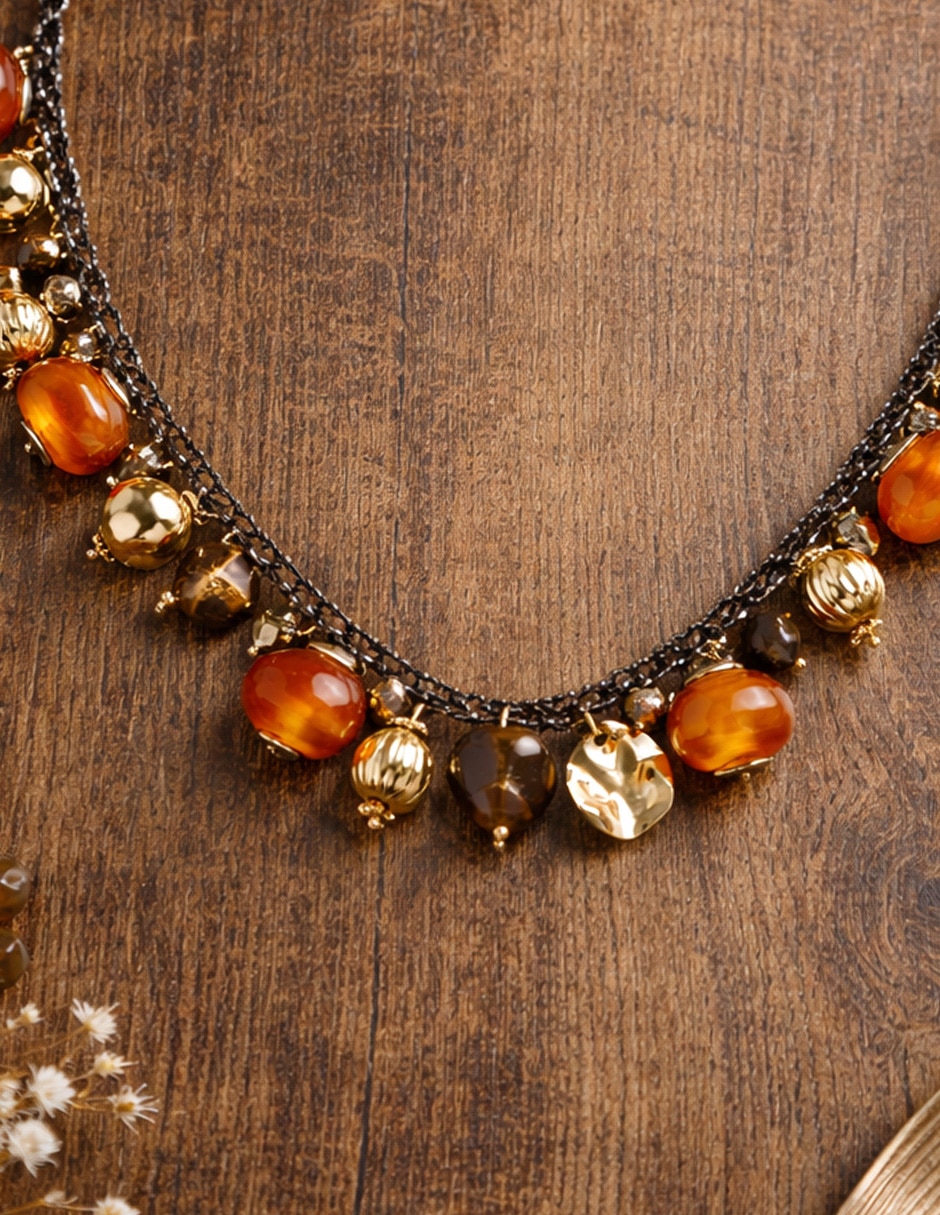 Collar Essence