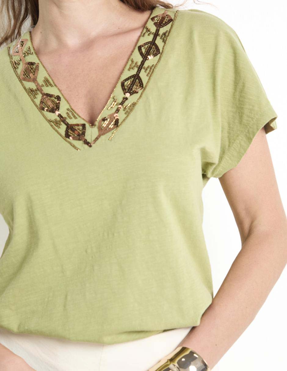 Playera manga corta cuello v mujer