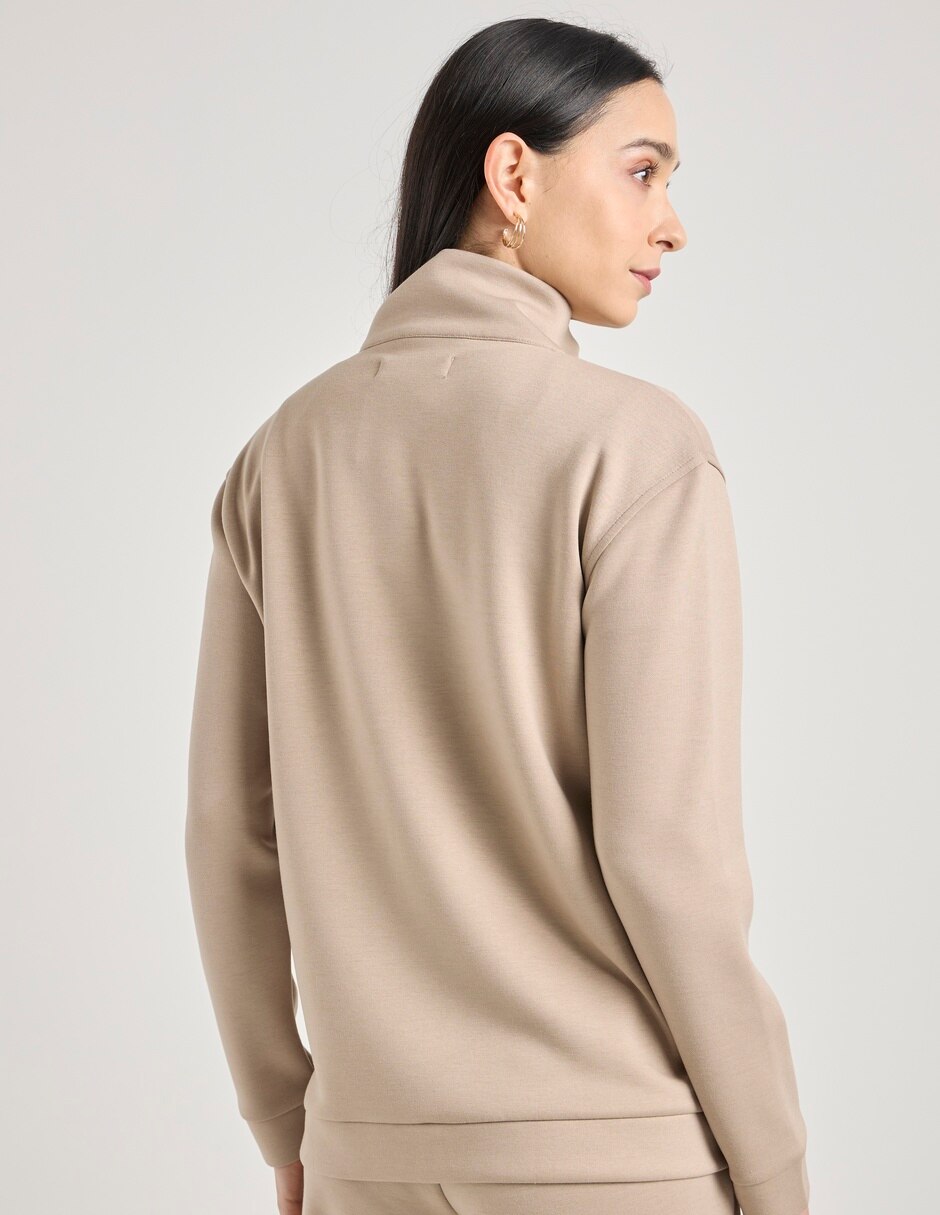 Sudadera con bolsillos para mujer 6