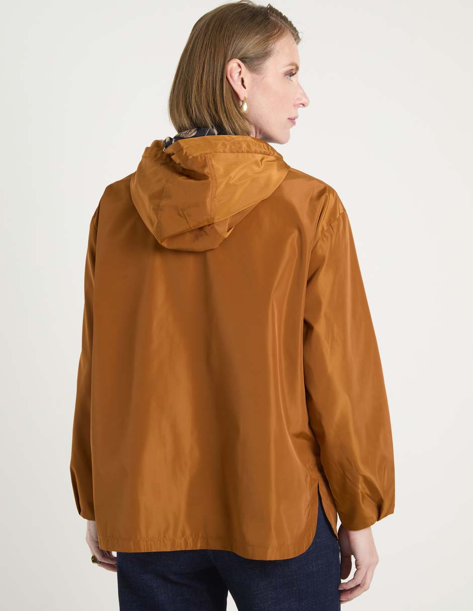 Chamarra impermeable para mujer 7