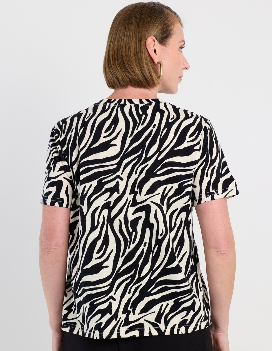 Playera manga corta La Mode cuello redondo para mujer 6