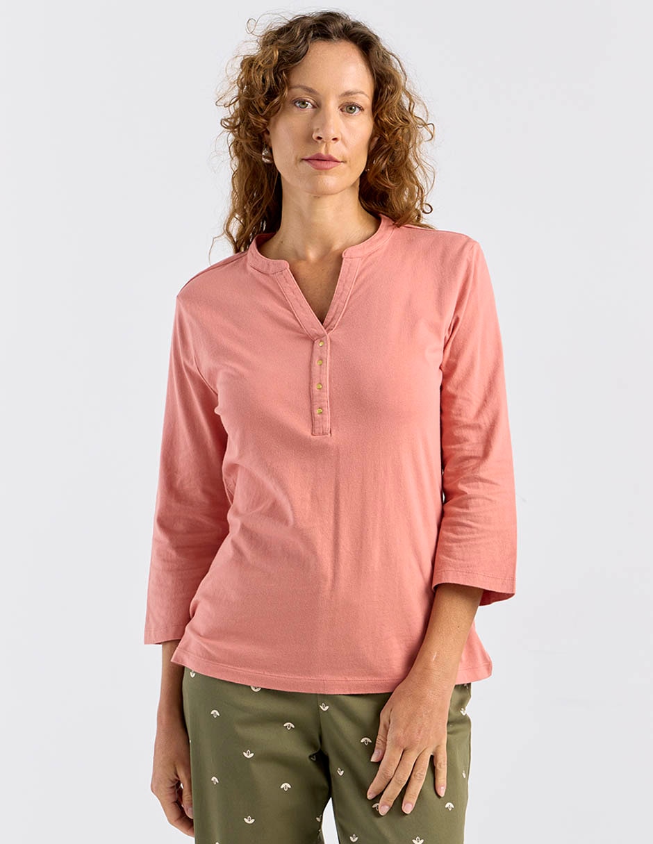 Playera manga 3/4 cuello v para mujer 1