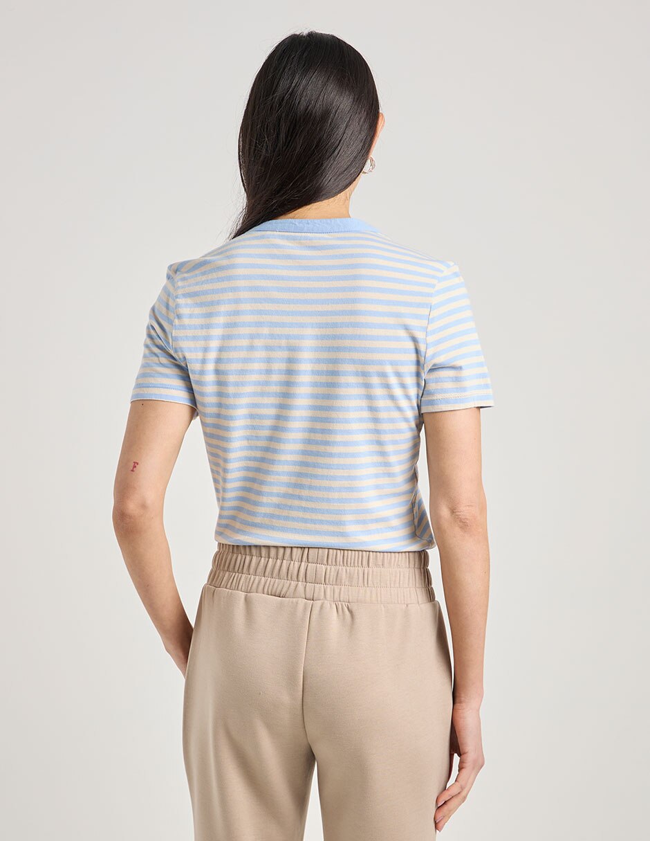 Playera manga corta La Mode cuello v para mujer