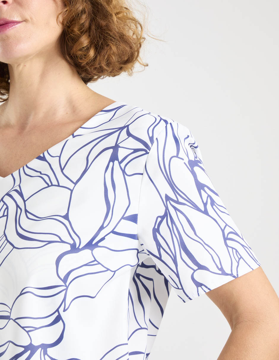 Blusa estampada para mujer 4