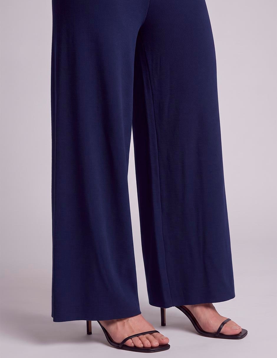 Pantalón easy pant acampanado para mujer 3