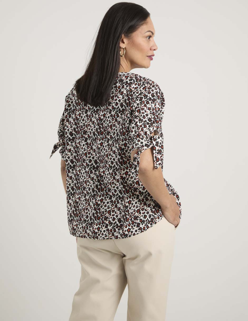 Blusa manga al codo para mujer 11